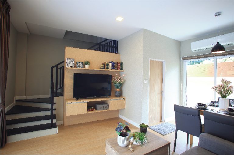 Photo-Spec-on-web-21-768x511